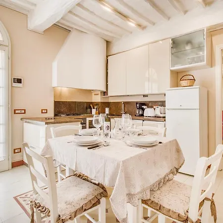 Apartment Casa Il Cortile - Close To Centre - Happy Siena