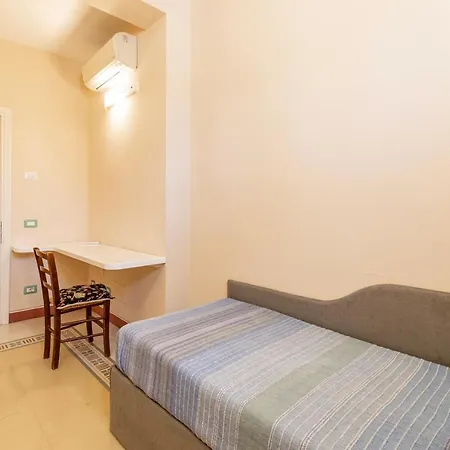 Apartment Casa Il Cortile - Close To Centre - Happy Siena