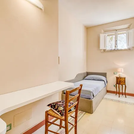 Apartment Casa Il Cortile - Close To Centre - Happy