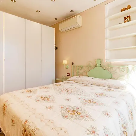 Apartment Casa Il Cortile - Close To Centre - Happy
