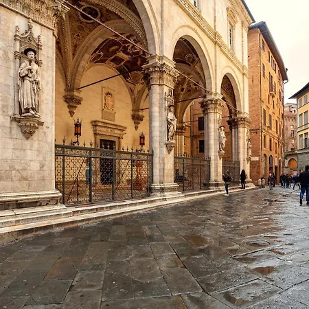 Casa Il Cortile - Close To Centre - Happy Apartment