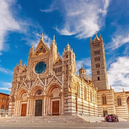 Apartment Casa Il Cortile - Close To Centre - Happy Siena